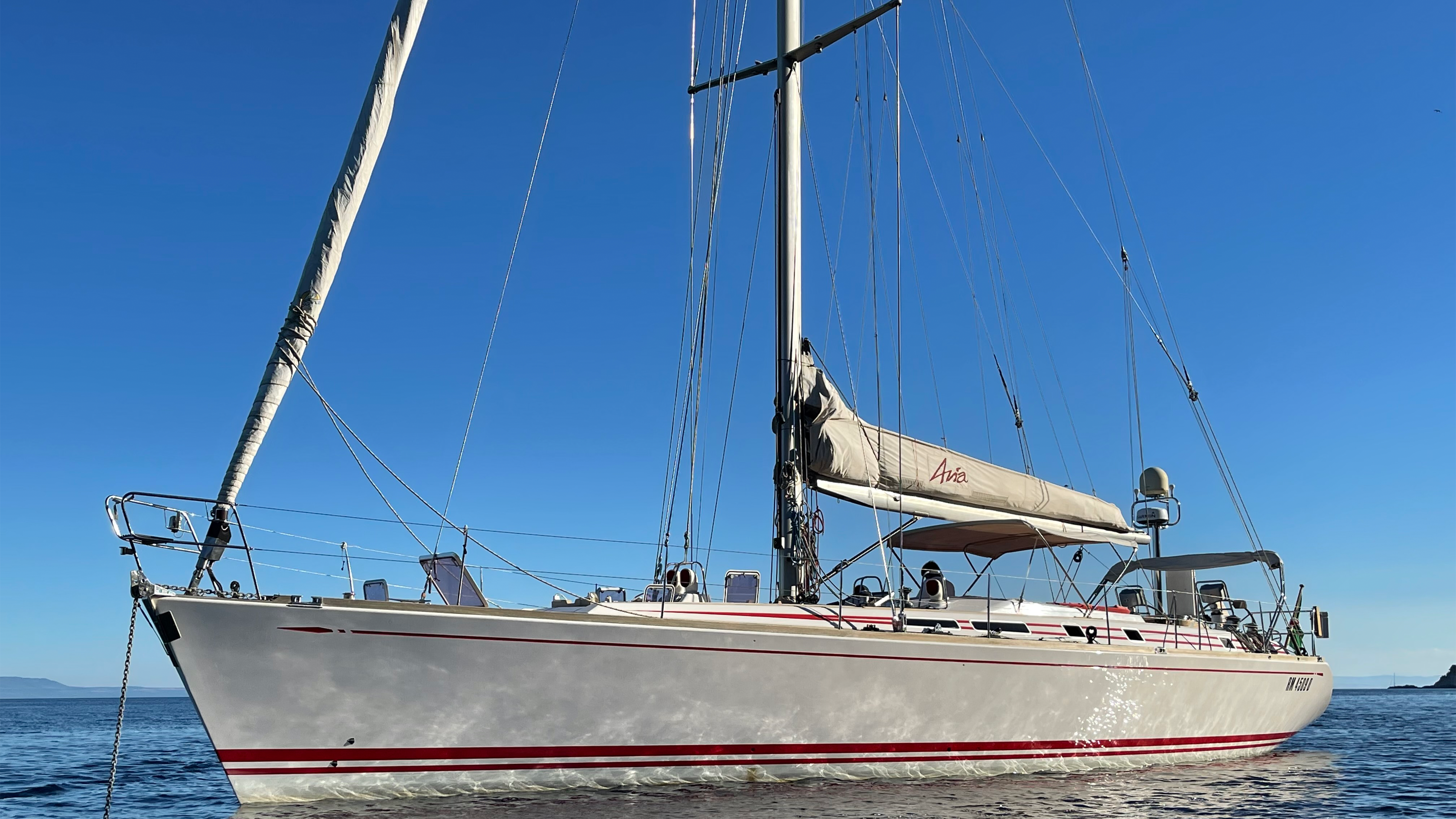 sailing yacht umiko